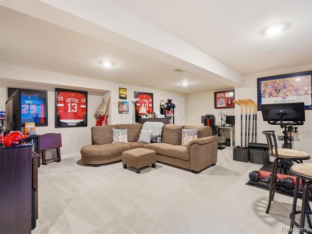 45590 Aragon Lane, Canton, MI 48187