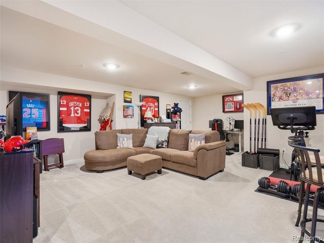 45590 Aragon Lane, Canton, MI 48187