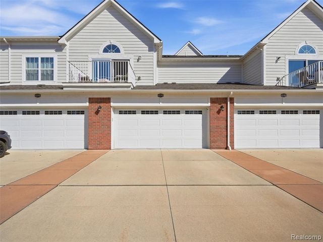 45590 Aragon Lane, Canton, MI 48187