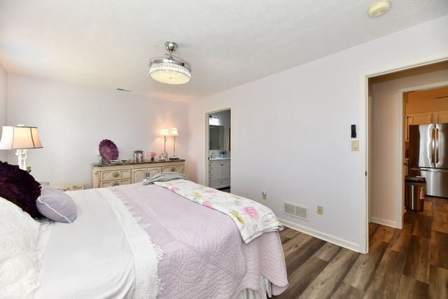 5668 Misty Ridge Circle, Indianapolis, IN 46237