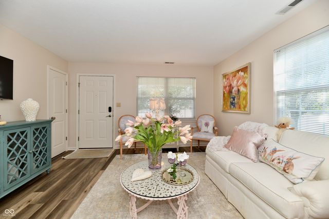 5668 Misty Ridge Circle, Indianapolis, IN 46237