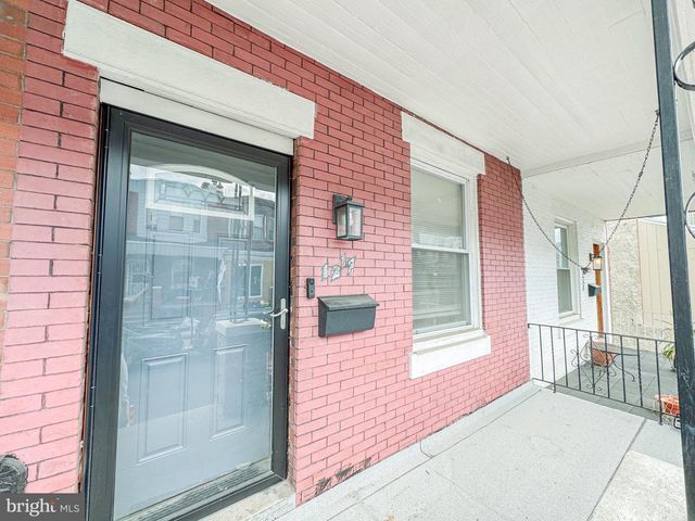1217 S PEACH ST, Philadelphia, PA 19143
