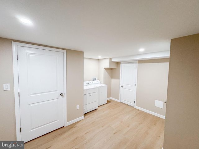 1217 S PEACH ST, Philadelphia, PA 19143