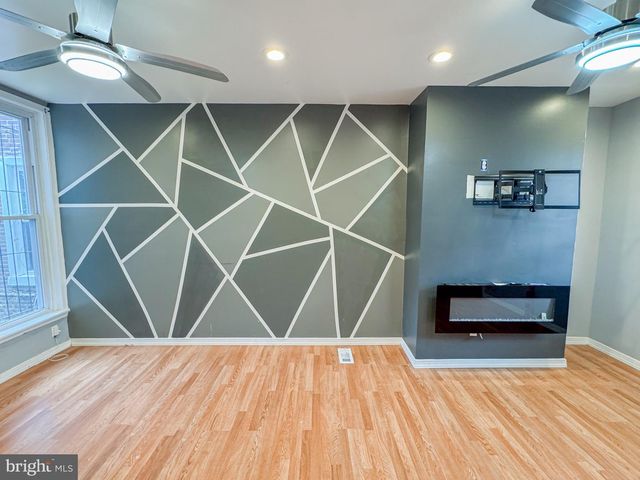 1217 S PEACH ST, Philadelphia, PA 19143