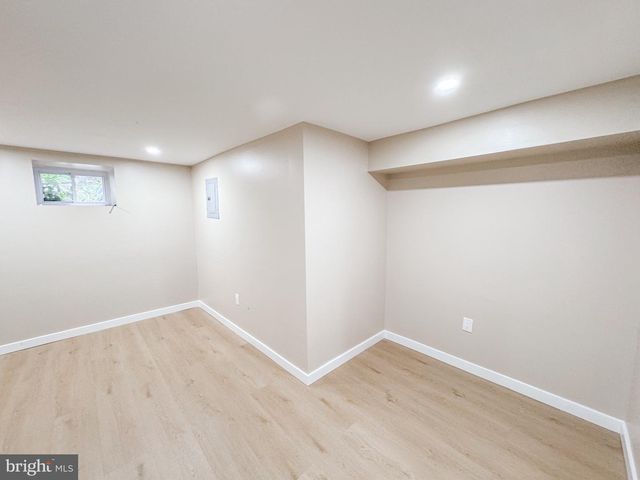 1217 S PEACH ST, Philadelphia, PA 19143