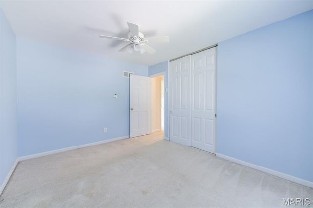 127 Spring Leaf Drive, St Peters, MO 63376