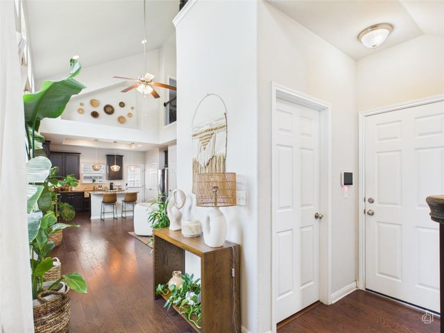 9310 Tanager WAY, Austin, TX 78748