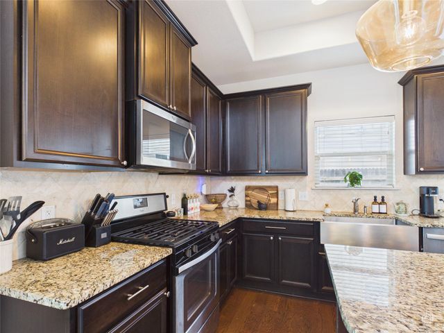 9310 Tanager WAY, Austin, TX 78748