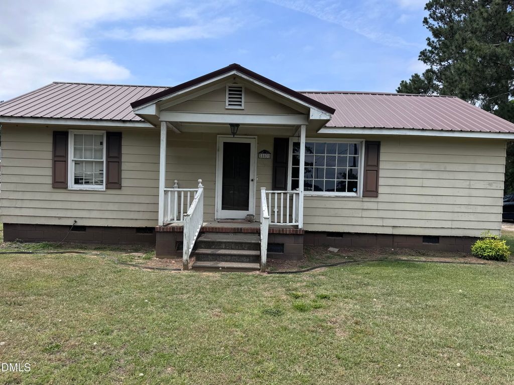 803 Antioch Church Road, Dunn, NC 28334