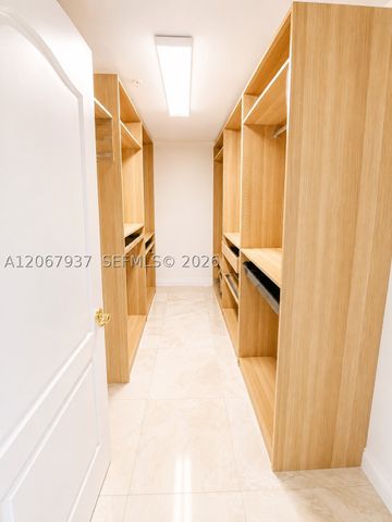 3501 N Ocean Dr V1, Hollywood, FL 33019