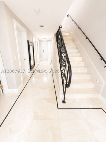3501 N Ocean Dr V1, Hollywood, FL 33019
