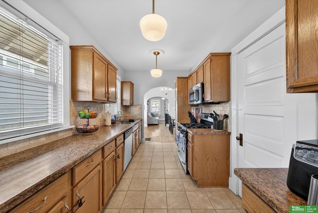 3202 Marcy Street, Omaha, NE 68105