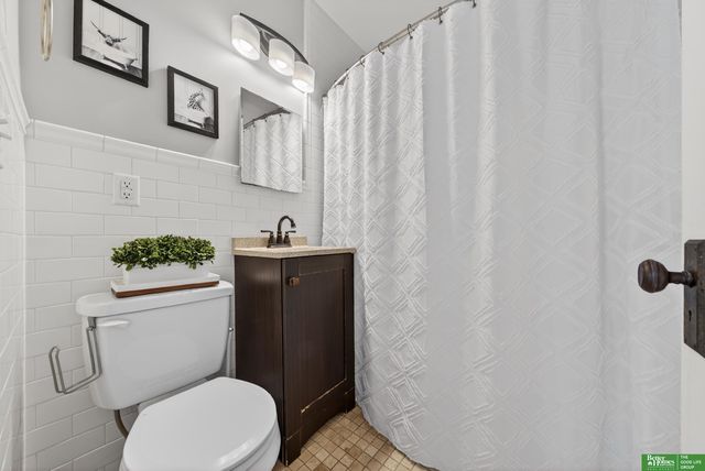 3202 Marcy Street, Omaha, NE 68105