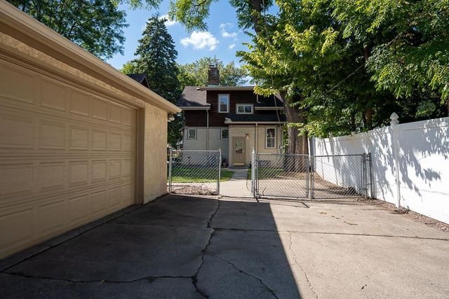 3241 30th Avenue S, Minneapolis, MN 55406