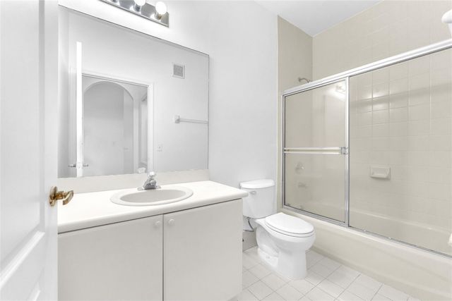 7200-108 NW 177th Street, Hialeah, FL 33015