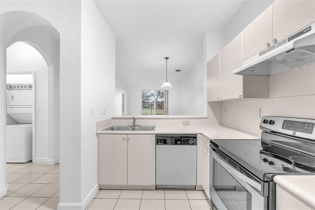 7200-108 NW 177th Street, Hialeah, FL 33015