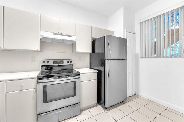 7200-108 NW 177th Street, Hialeah, FL 33015