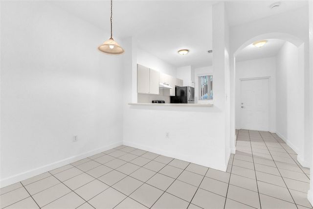 7200-108 NW 177th Street, Hialeah, FL 33015