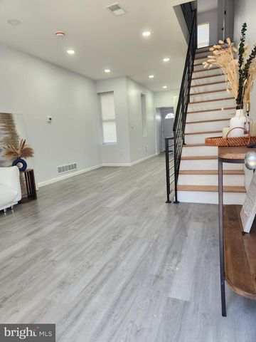 631 CROSS ST, Philadelphia, PA 19147