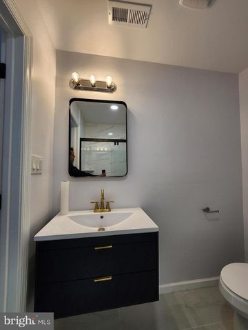 631 CROSS ST, Philadelphia, PA 19147