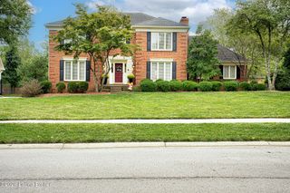 311 Lake Forest Pkwy, Louisville, KY 40245
