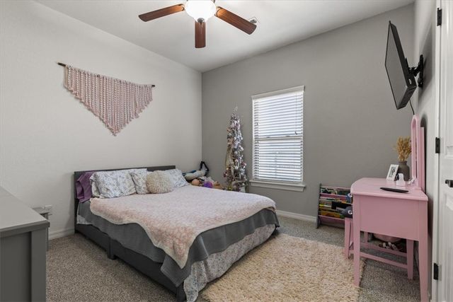 4846 W Wales Drive, Fayetteville, AR 72704