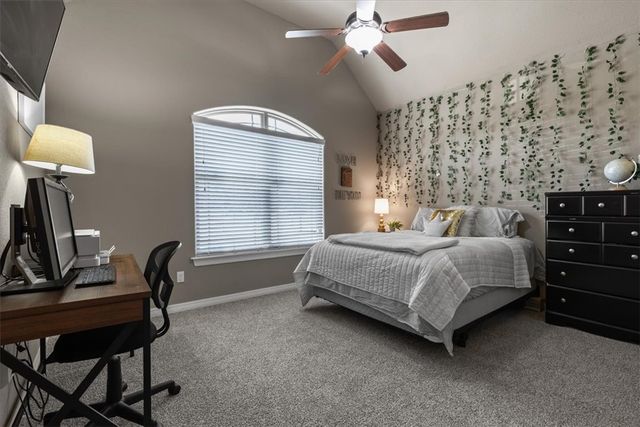 4846 W Wales Drive, Fayetteville, AR 72704