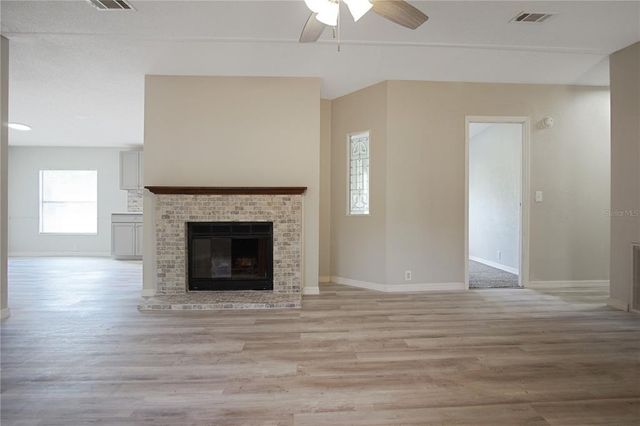 3611 ISLAND OAKS COURT, Lakeland, FL 33805