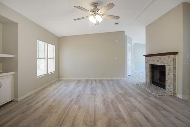 3611 ISLAND OAKS COURT, Lakeland, FL 33805