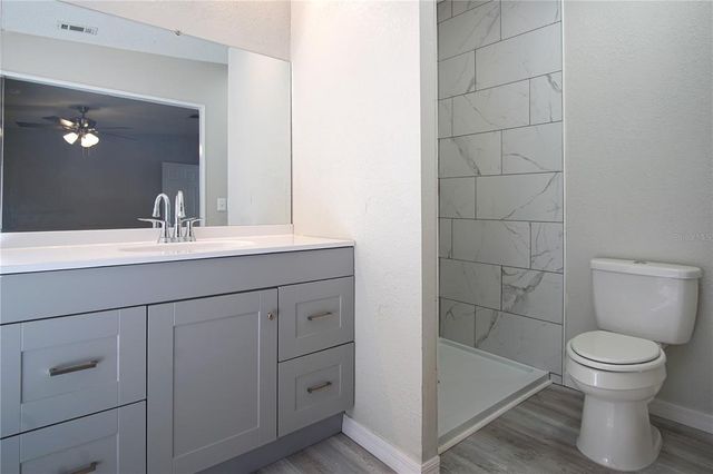 3611 ISLAND OAKS COURT, Lakeland, FL 33805