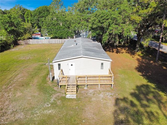3611 ISLAND OAKS COURT, Lakeland, FL 33805