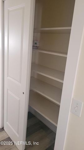 8515 VERMANTH Road, Jacksonville, FL 32211