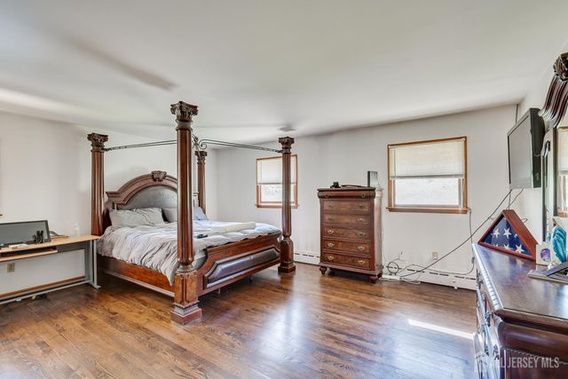 55 Ferry Road, Old Bridge, NJ 08857