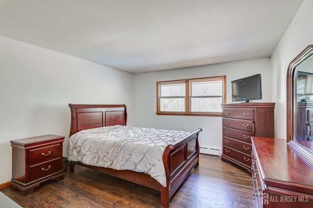 55 Ferry Road, Old Bridge, NJ 08857
