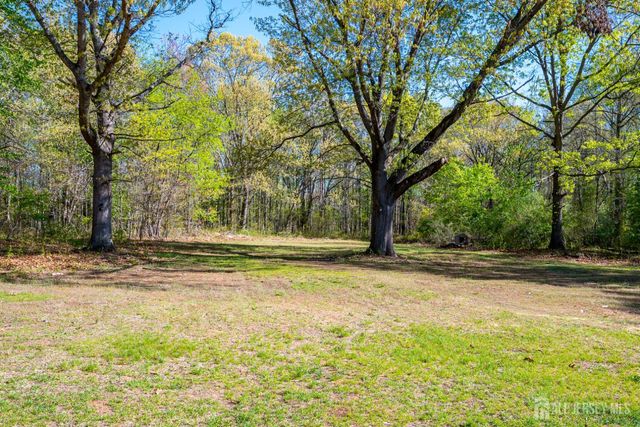 55 Ferry Road, Old Bridge, NJ 08857