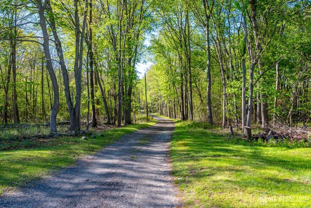 55 Ferry Road, Old Bridge, NJ 08857