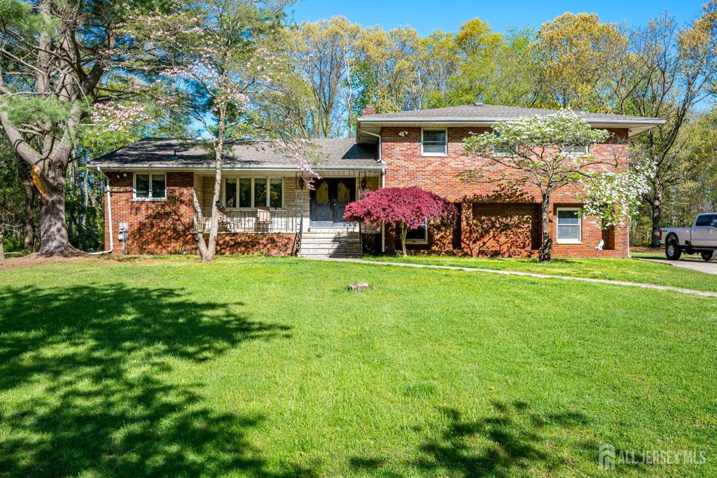55 Ferry Road, Old Bridge, NJ 08857