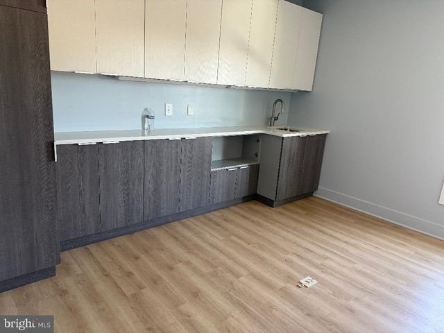 68 E LANCASTER AVE, Paoli, PA 19301