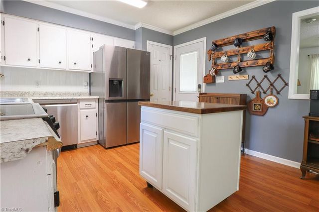 2219 Doe Run, Reidsville, NC 27320