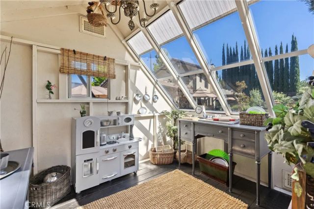 609 Willowbrook, Monrovia, CA 91016
