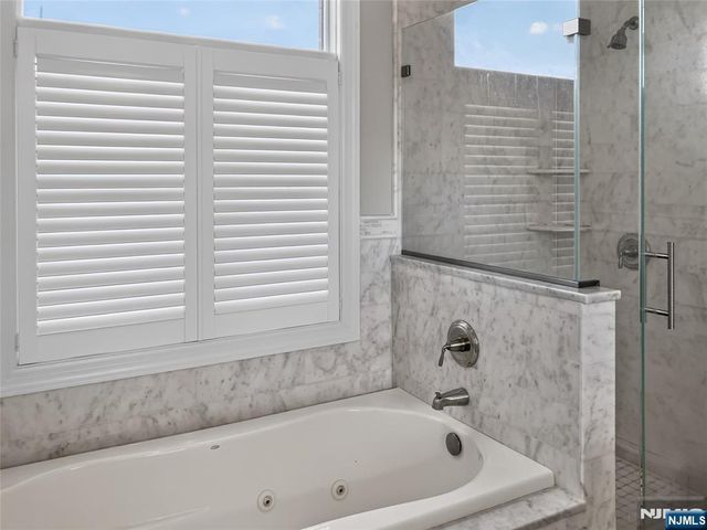 365 Tom Hunter Road, Fort Lee, NJ 07024