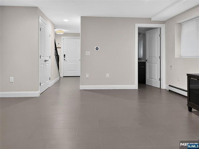 365 Tom Hunter Road, Fort Lee, NJ 07024