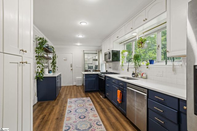 122 Bradley Boulevard, Greenville, SC 20609