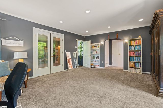 122 Bradley Boulevard, Greenville, SC 20609