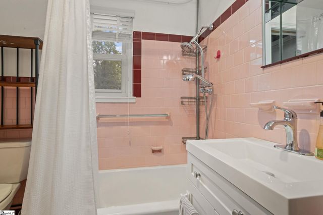 122 Bradley Boulevard, Greenville, SC 20609