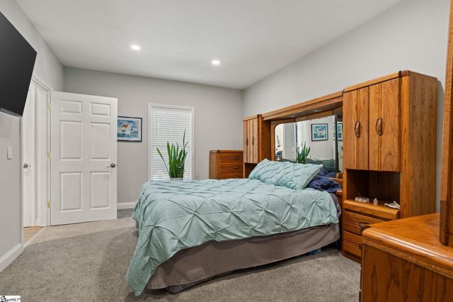 122 Bradley Boulevard, Greenville, SC 20609