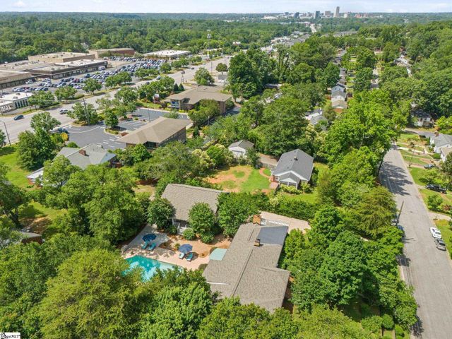 122 Bradley Boulevard, Greenville, SC 20609