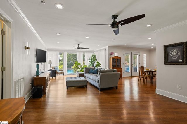 122 Bradley Boulevard, Greenville, SC 20609