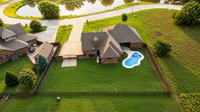 3525 Abby Lane, Newcastle, OK 73065