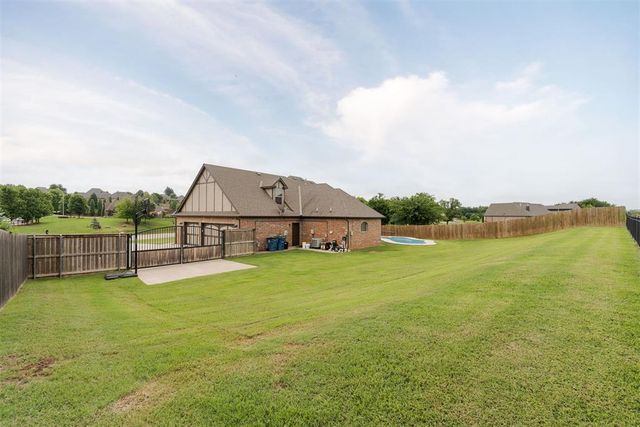 3525 Abby Lane, Newcastle, OK 73065